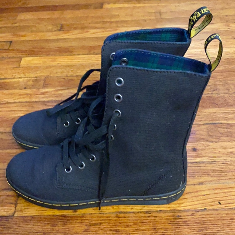 Dr Martens Sheridan Canvas boot